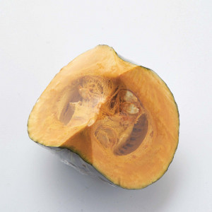 国産かぼちゃ１/４(300g〜400ｇ）